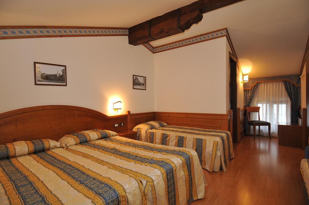 Hotel Locanda Al Pomo D'Oro Cividale Del Friuli Room photo